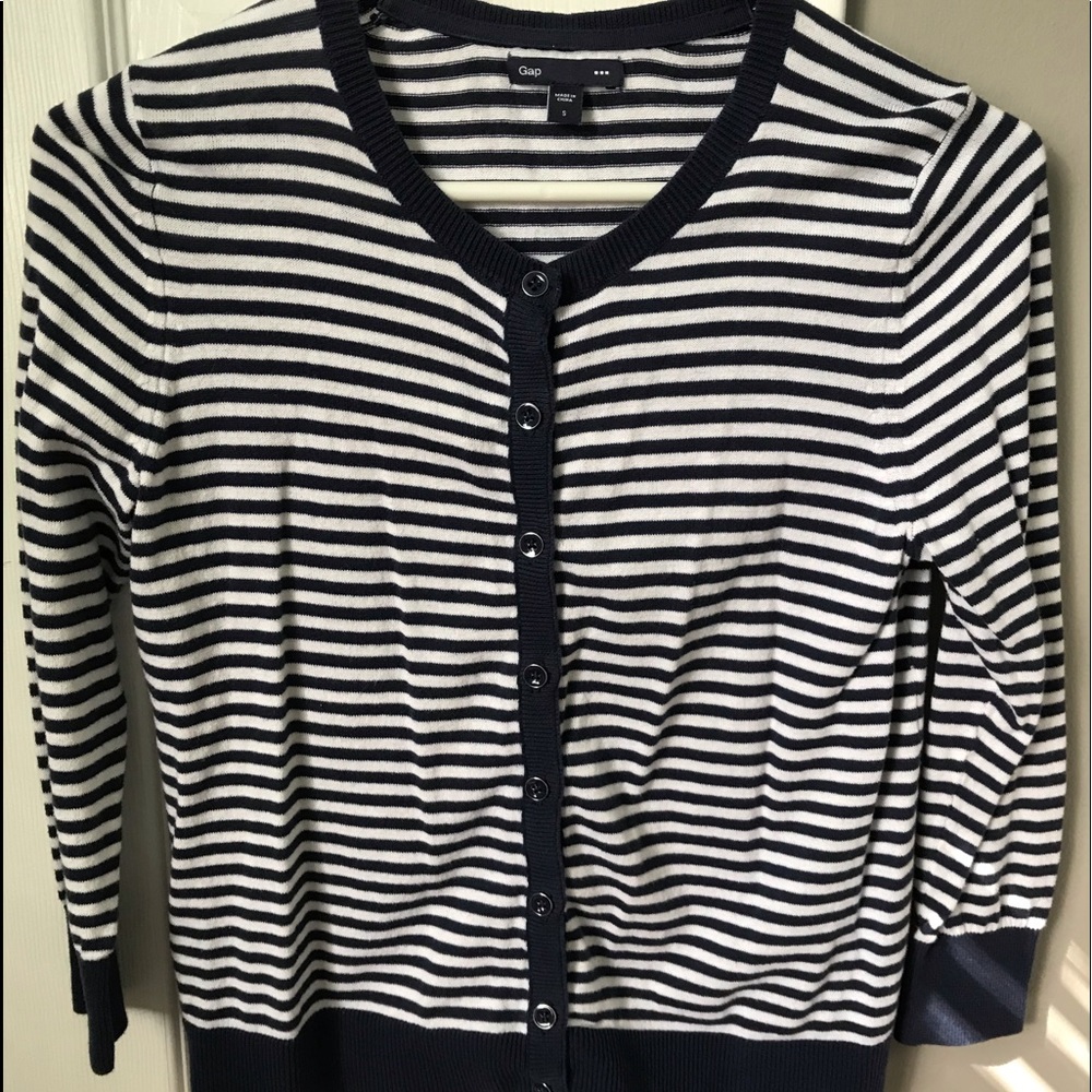 3/4 length sleeve cardigan